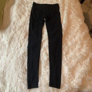 Black Lululemon leggings